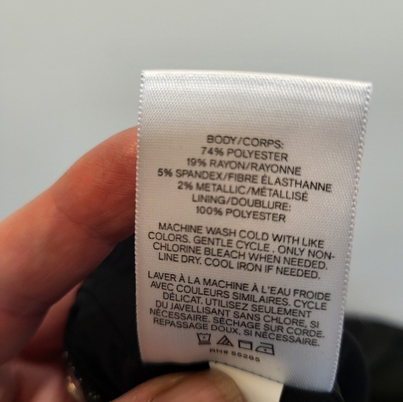 EXPRESS Red Gray Black Metallic Aztec Jacquard Faux Wrap Mini Skirt - Size 0 - Picture 6 of 6